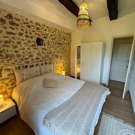La Maison Bleue Classee 3 Etoiles Holiday home *