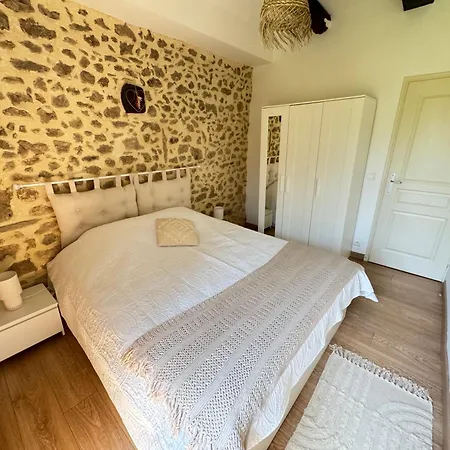 La Maison Bleue Classee 3 Etoiles *