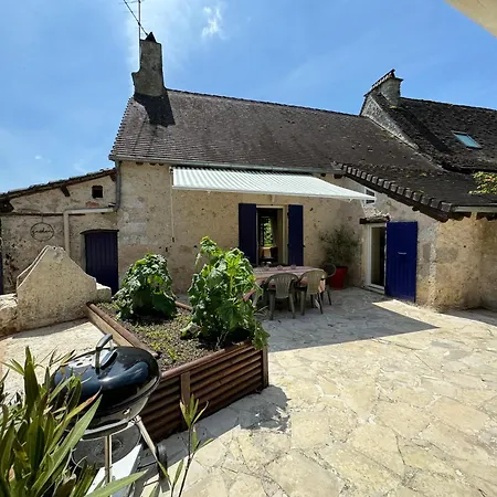 Holiday home La Maison Bleue Classee 3 Etoiles
